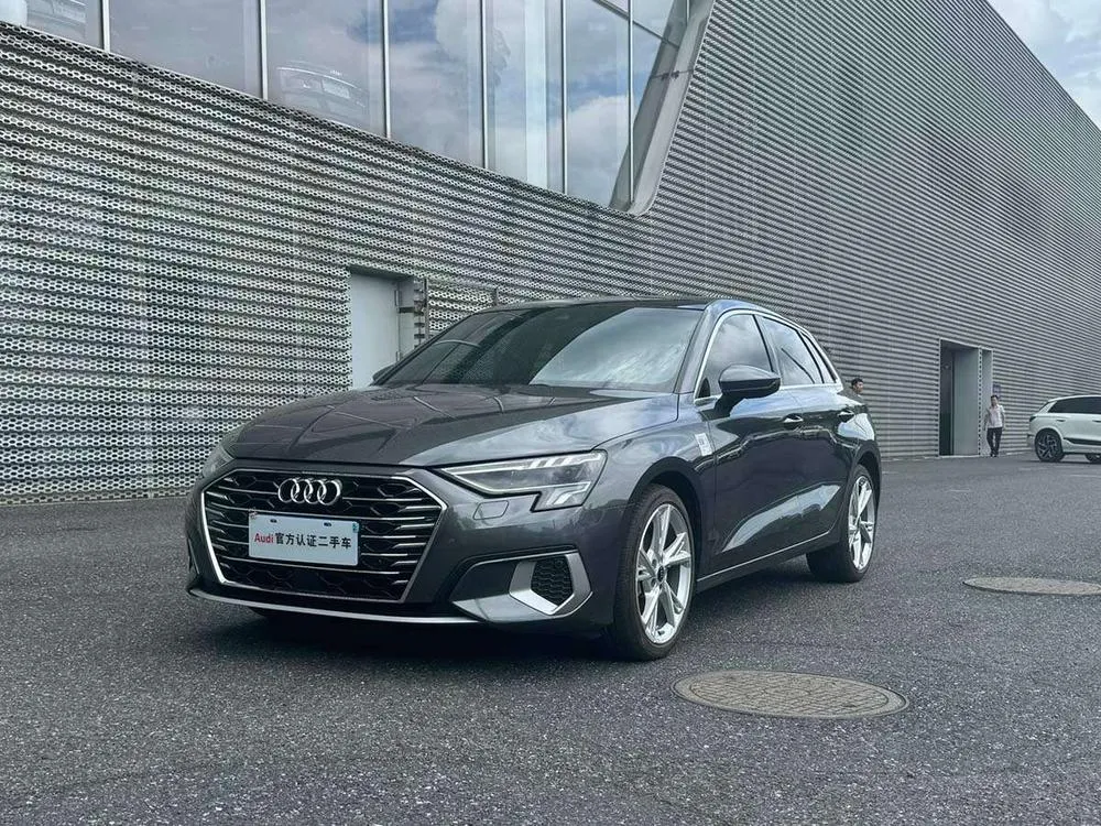 Audi A3 Sportback 35 TFSI Fashion Elite Version, 2023 — фото 1
