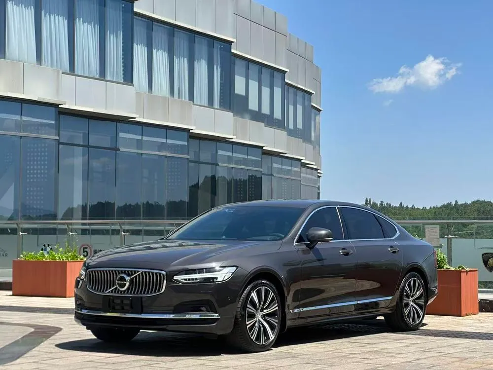 Volvo S90, 2021