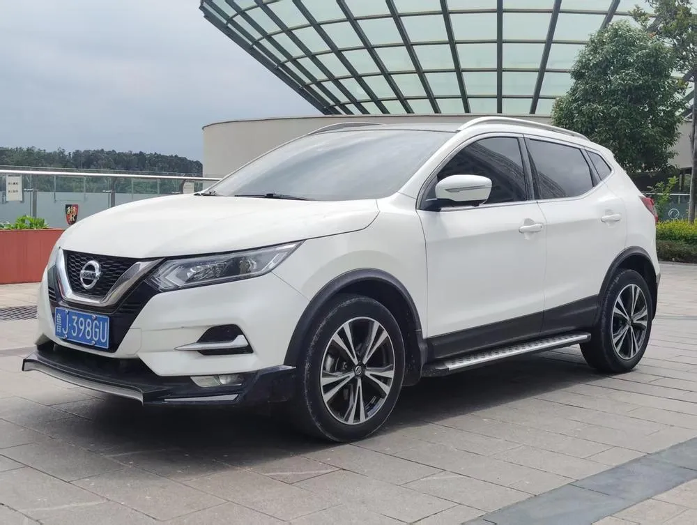 Nissan Qashqai 2.0L XV Prem. Luxury Edition, 2022 — фото 1