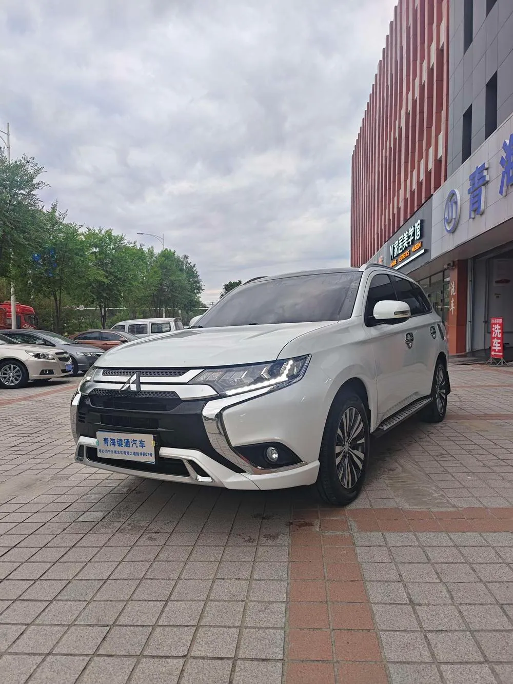 Mitsubishi Outlander, 2019