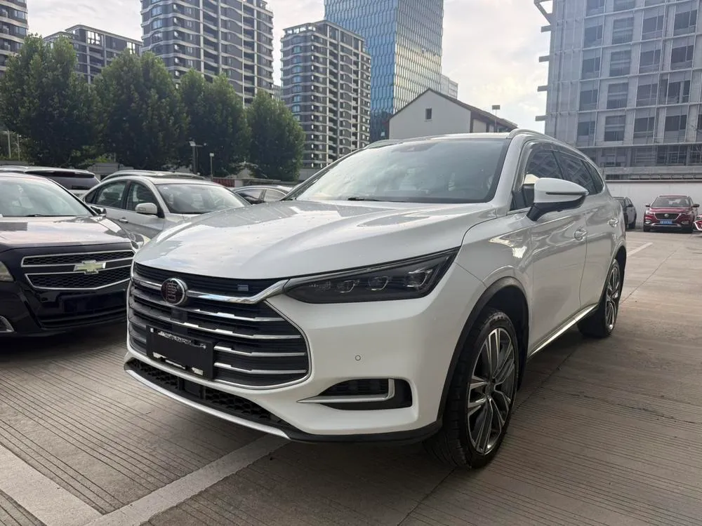 BYD Tang 2.0T Auto Smart Connected Premium Version 7 Seater CN5, 2018 — фото 1
