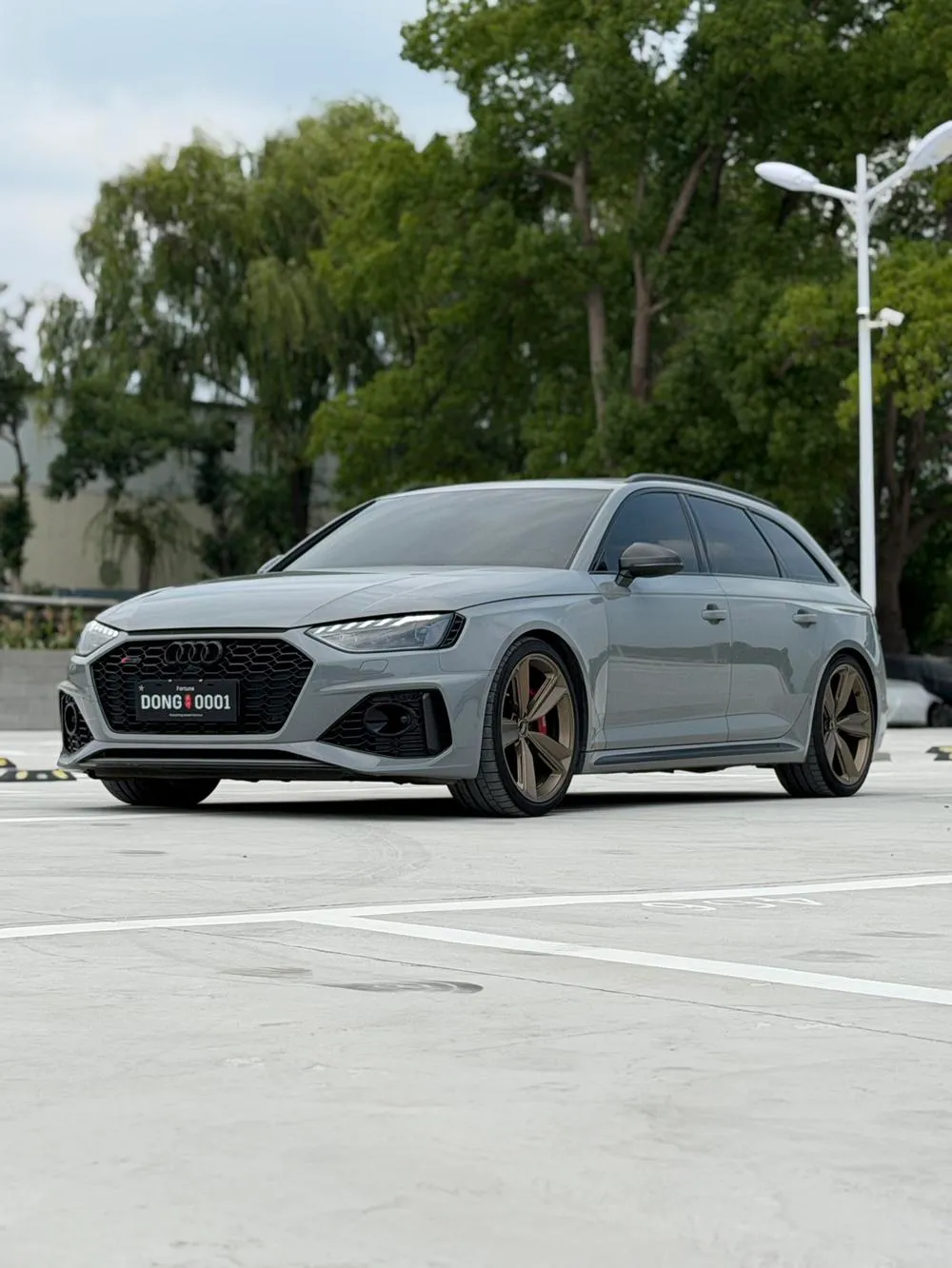 Audi RS 4 RS4 2.9T Avant Gold Edition, 2022 — фото 1