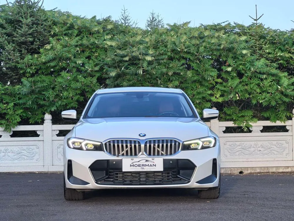 BMW 3-Series, 2023
