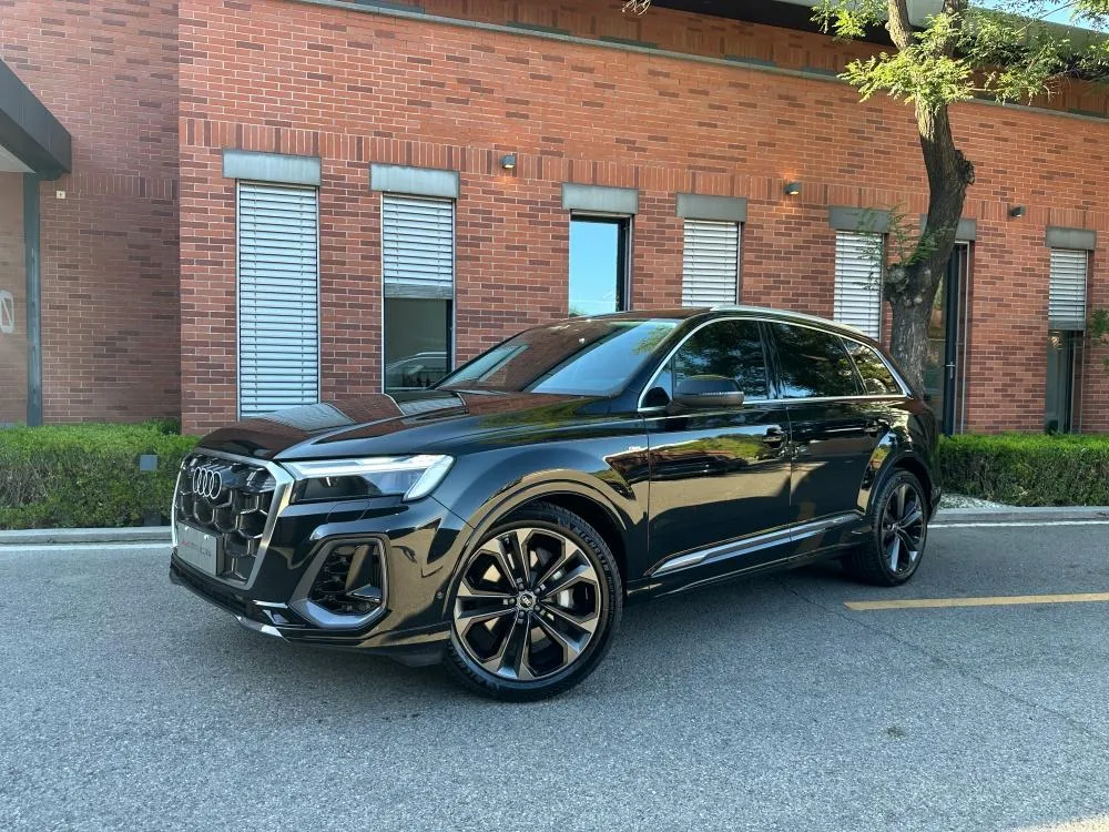 Audi Q7, 2025
