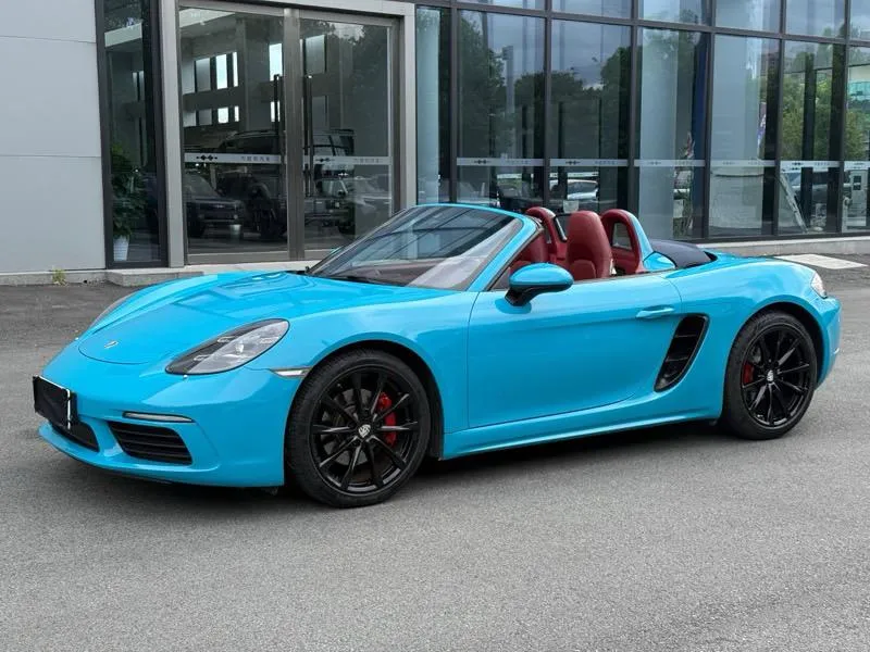 Porsche 718, 2016