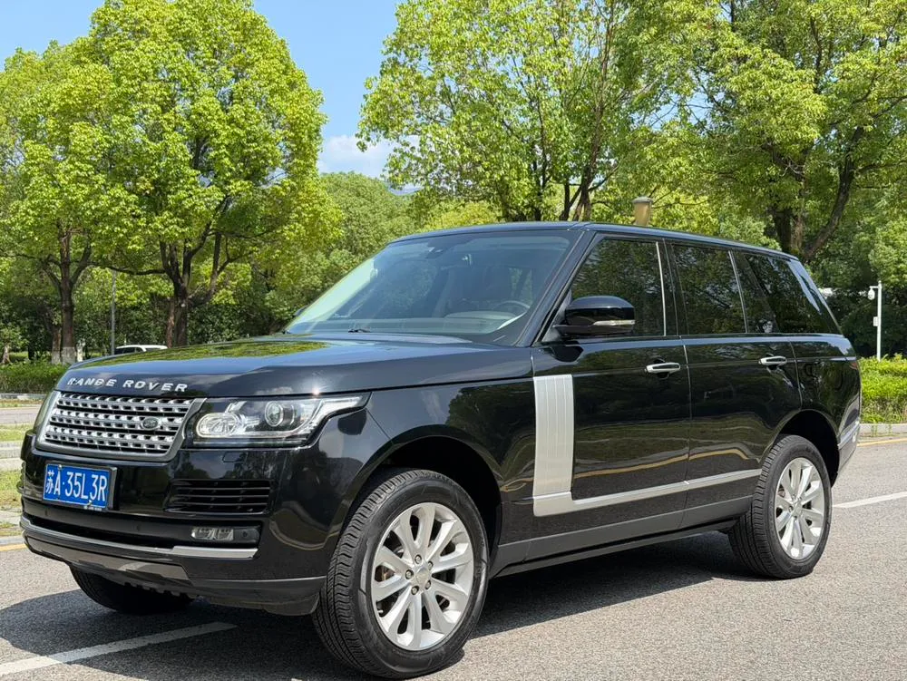 Land Rover Range Rover 3.0 V6 SC Vogue, 2014 — фото 1