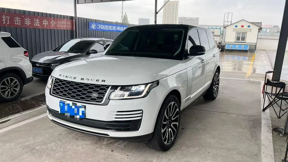 Land Rover Range Rover 3.0 V6 SC Vogue Edition, 2018 — фото 1