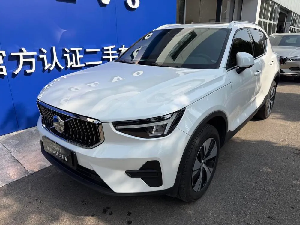 Volvo XC40, 2024
