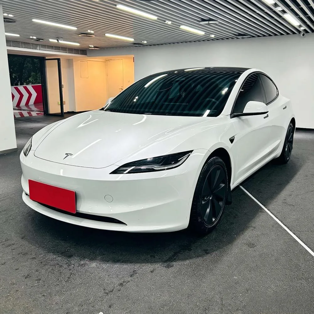 Tesla Model 3, 2025
