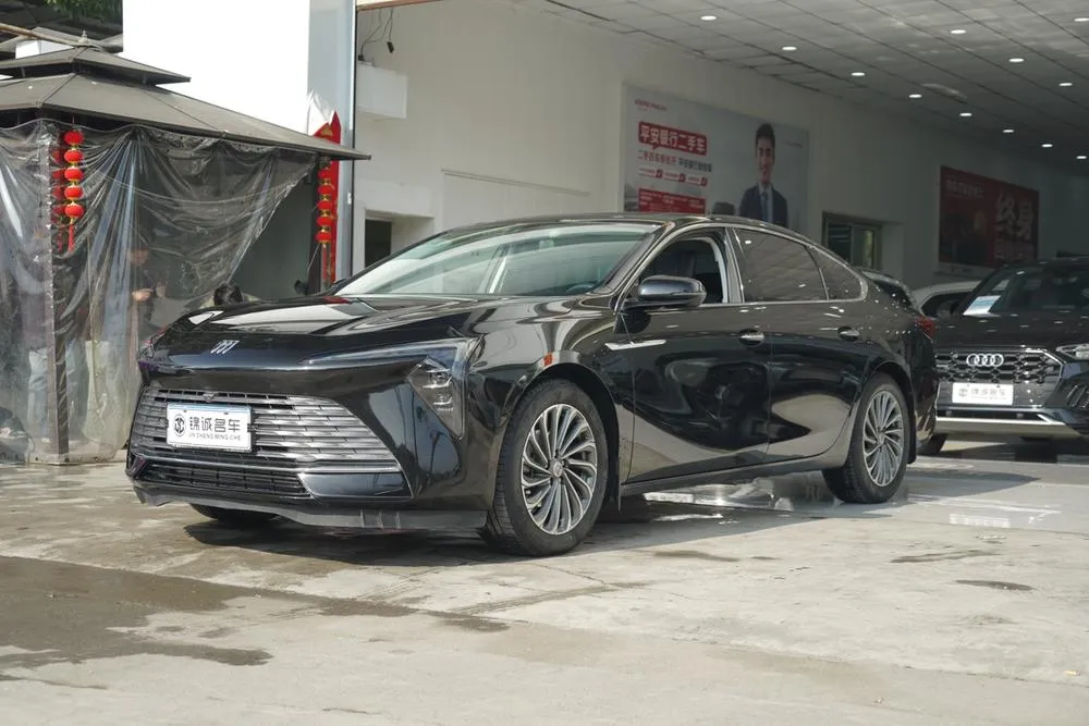 Buick LaCrosse, 2023