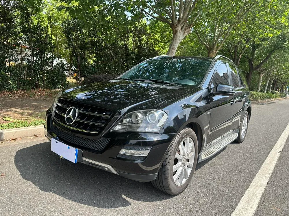 Mercedes-Benz M-Class ML 350 4MATIC Luxury Version, 2010 — фото 1