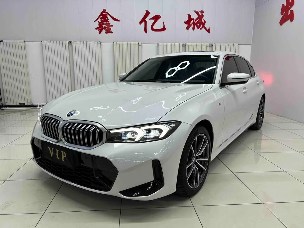 BMW 3-Series, 2023