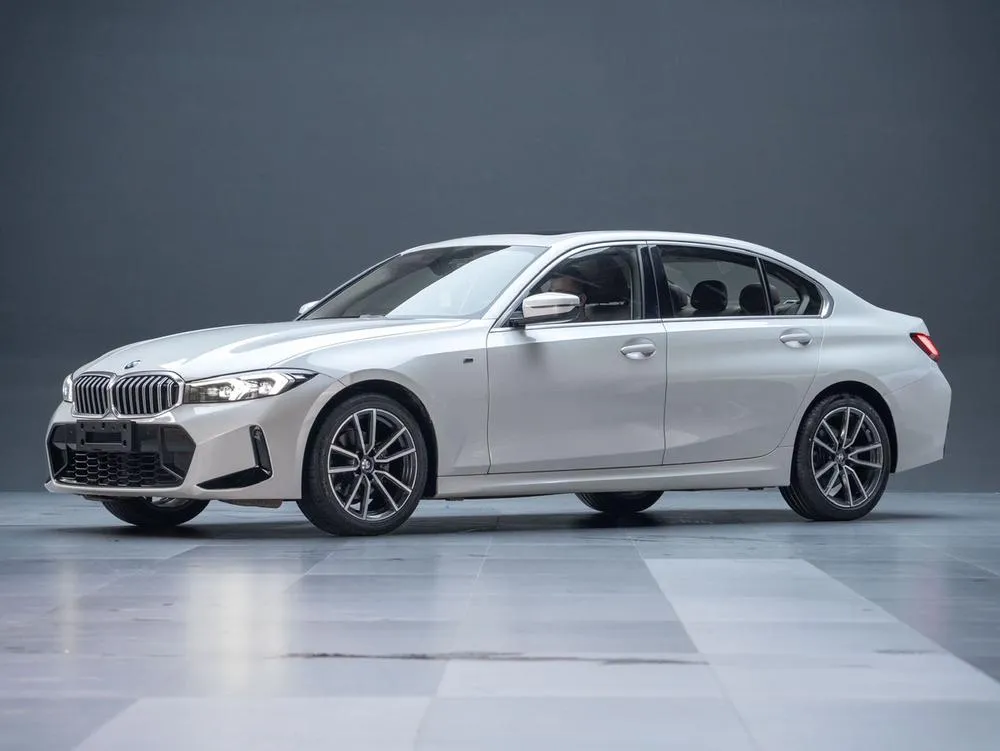 BMW 3-Series 320Li M Sport, 2023 — фото 1