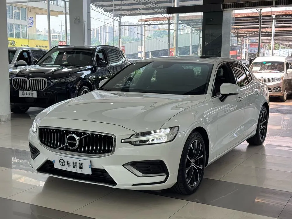 Volvo S60, 2021