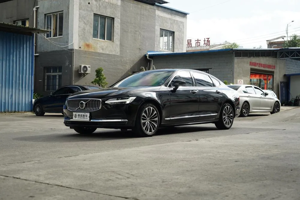Volvo S90, 2022