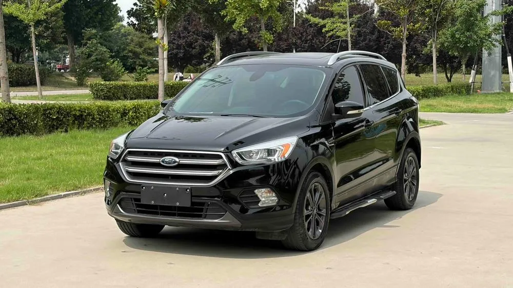 Ford Kuga, 2019