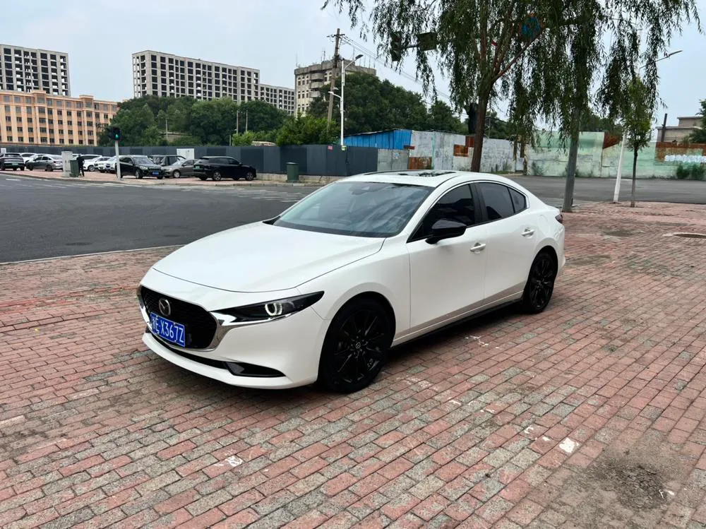 Mazda 3 Axela 2.0L Auto Refined Edition, 2023 — фото 1