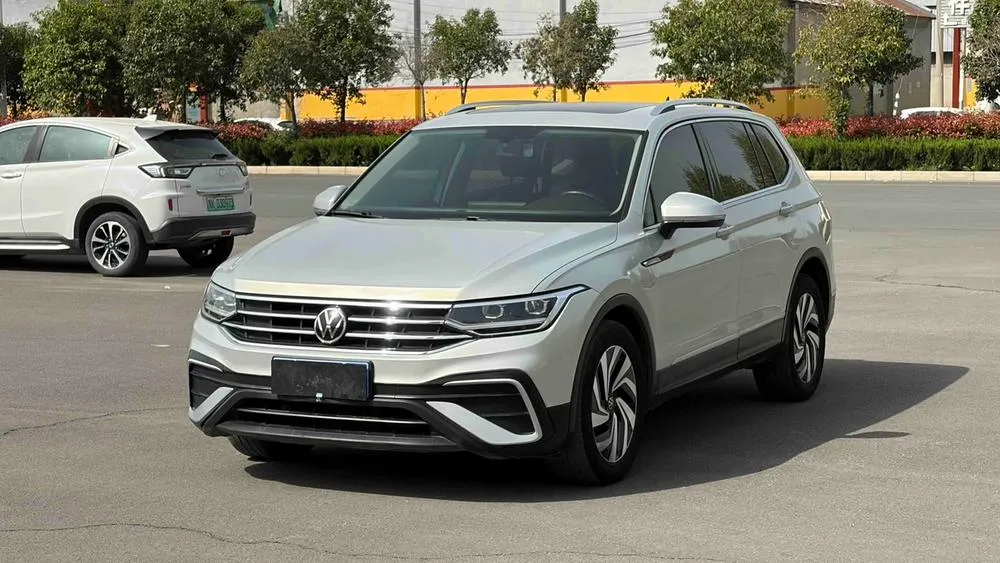 Volkswagen Tiguan L, 2022
