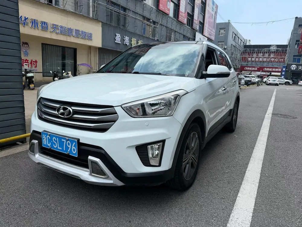 Hyundai ix25 1.6L Auto 2WD Premium Version DLX, 2015 — фото 1