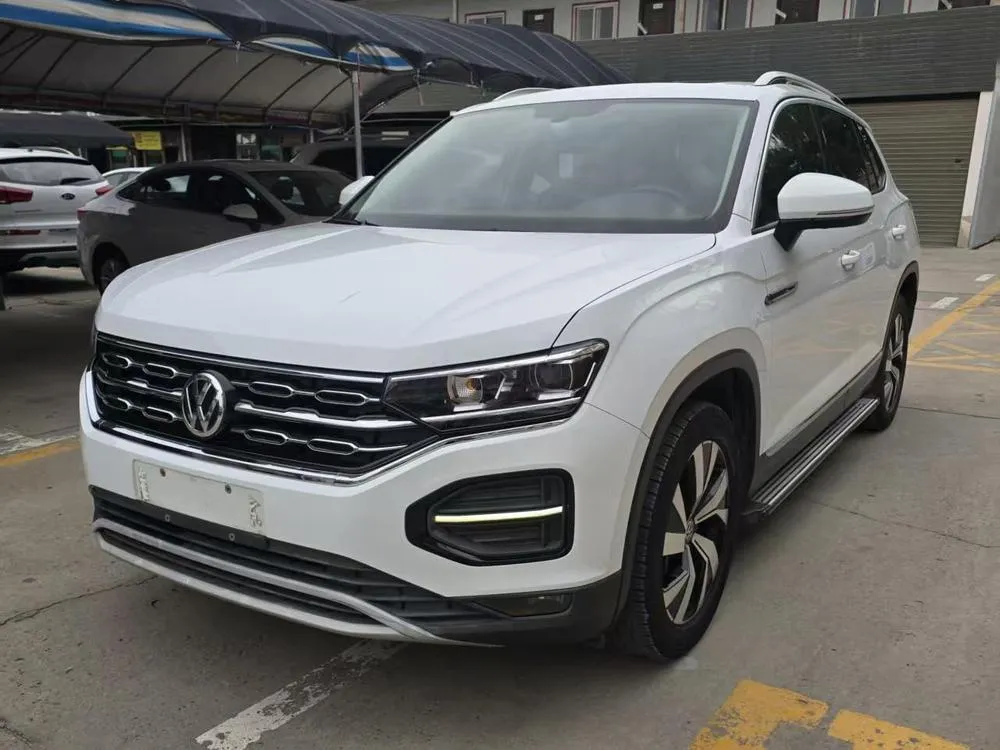 Volkswagen Tayron 330TSI Luxury Smart Connected Edition, 2020 — фото 1
