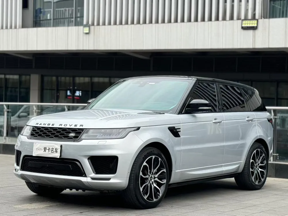 Land Rover Range Rover Sport Facelift 3.0 L6 Black Edition, 2022 — фото 1