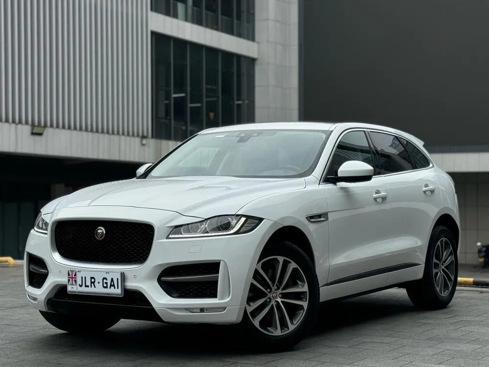 Jaguar F-PACE 2.0T 4WD R-Sport, 2019 — фото 1