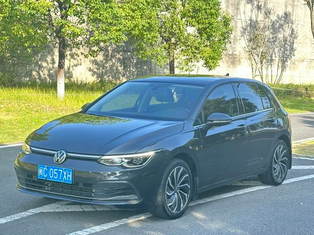 Volkswagen Golf, 2021