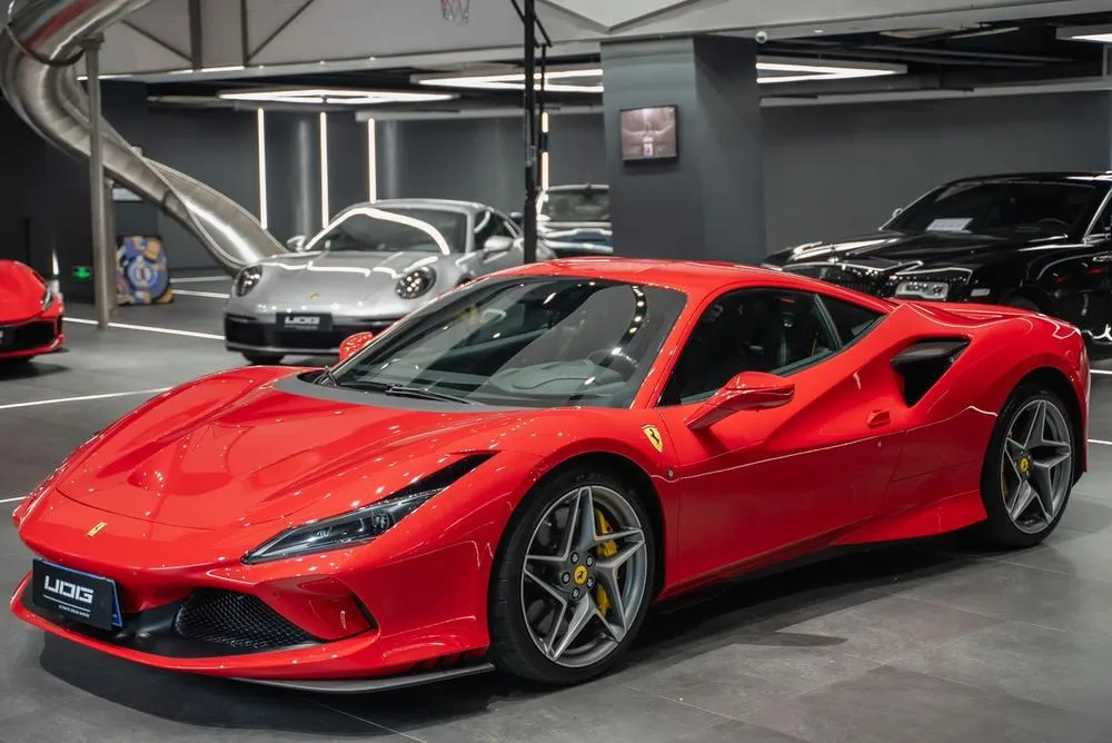 Ferrari F8, 2020