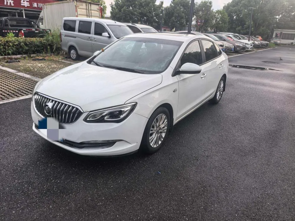 Buick Excelle 15N Auto Version, 2017 — фото 1