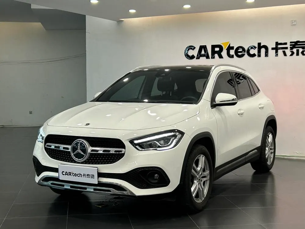 Mercedes-Benz GLA, 2022
