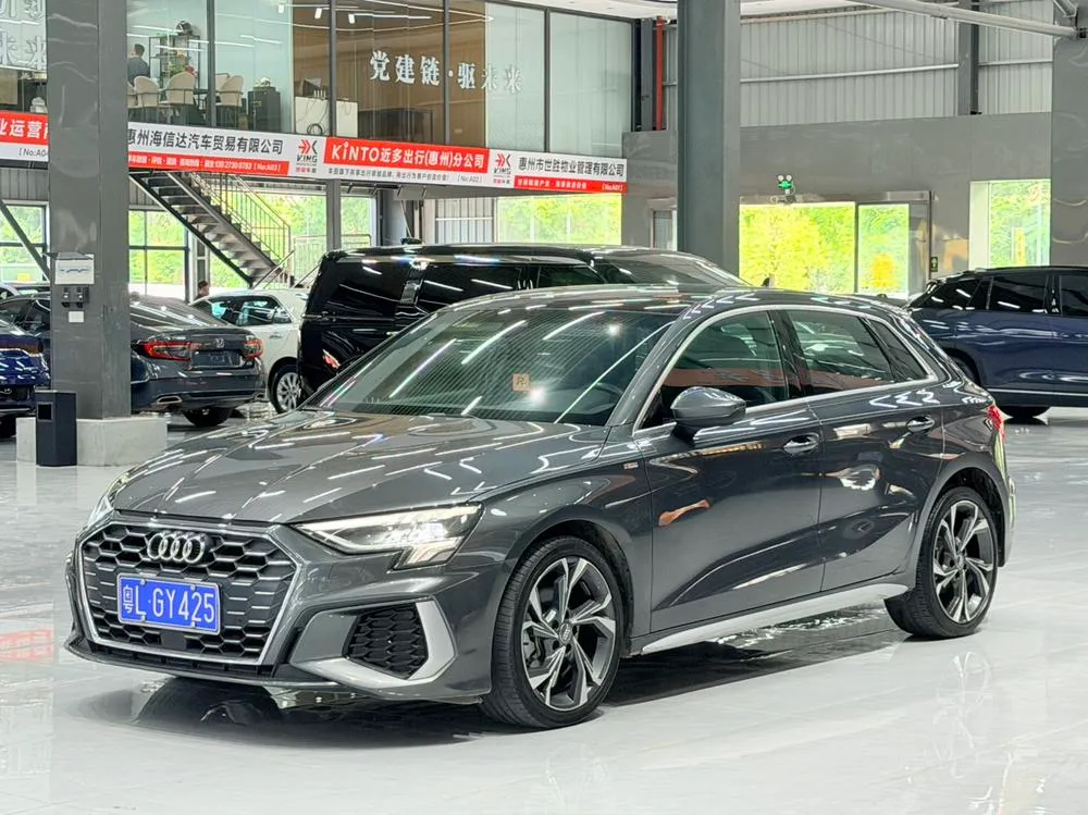 Audi A3 Sportback 35 TFSI Luxury Elite Version, 2021 — фото 1