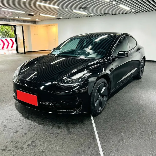 Tesla Model 3, 2022