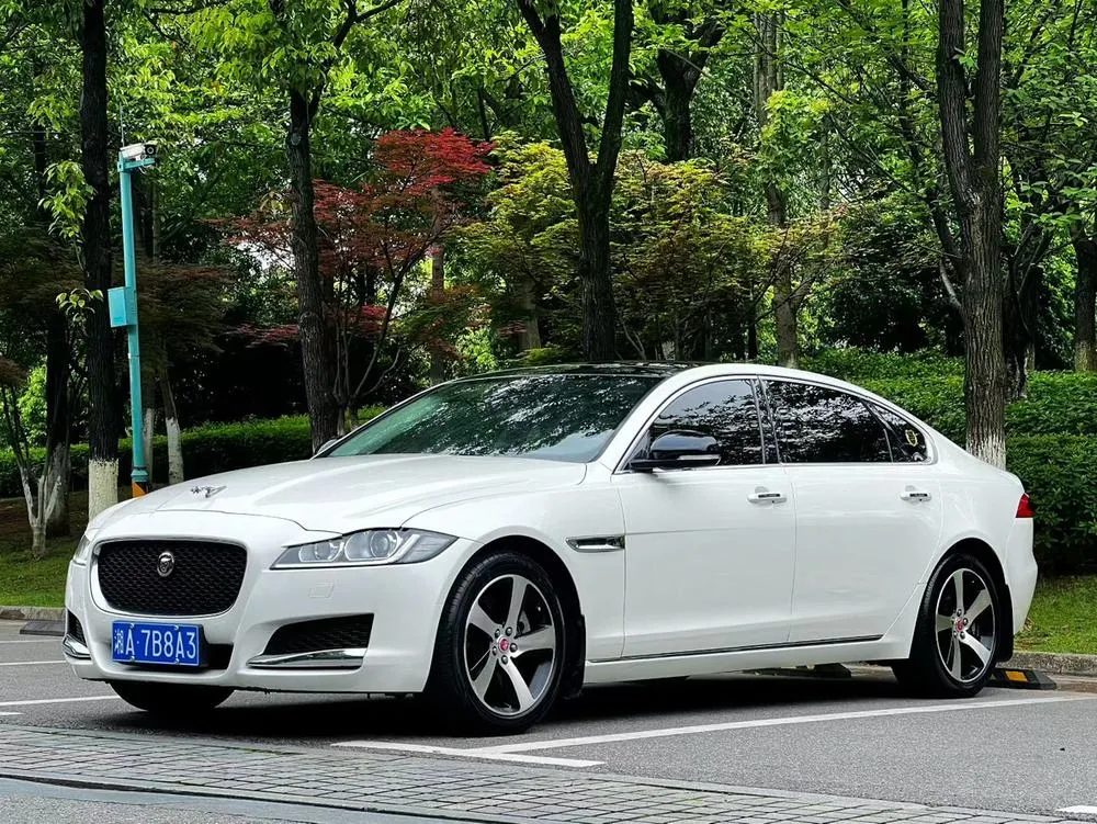 Jaguar XFL, 2018