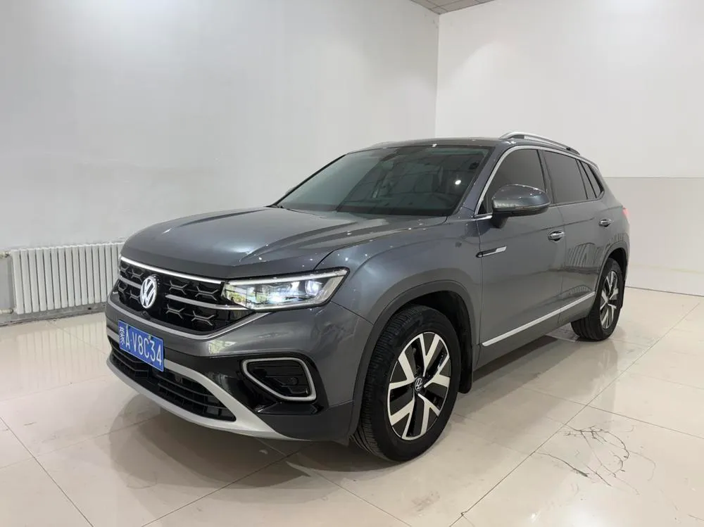 Volkswagen Tayron 280TSI 2WD Luxury Plus Edition, 2023 — фото 1