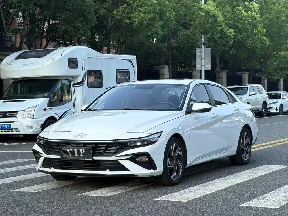 Hyundai Elantra 1.5L CVT GLX Elite Edition, 2023 — фото 1