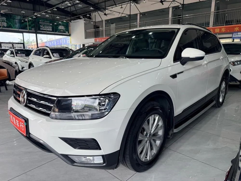 Volkswagen Tiguan L, 2017
