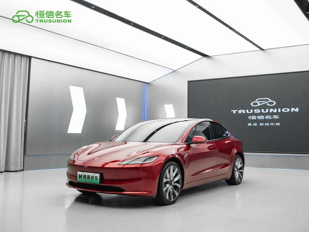 Tesla Model 3, 2023