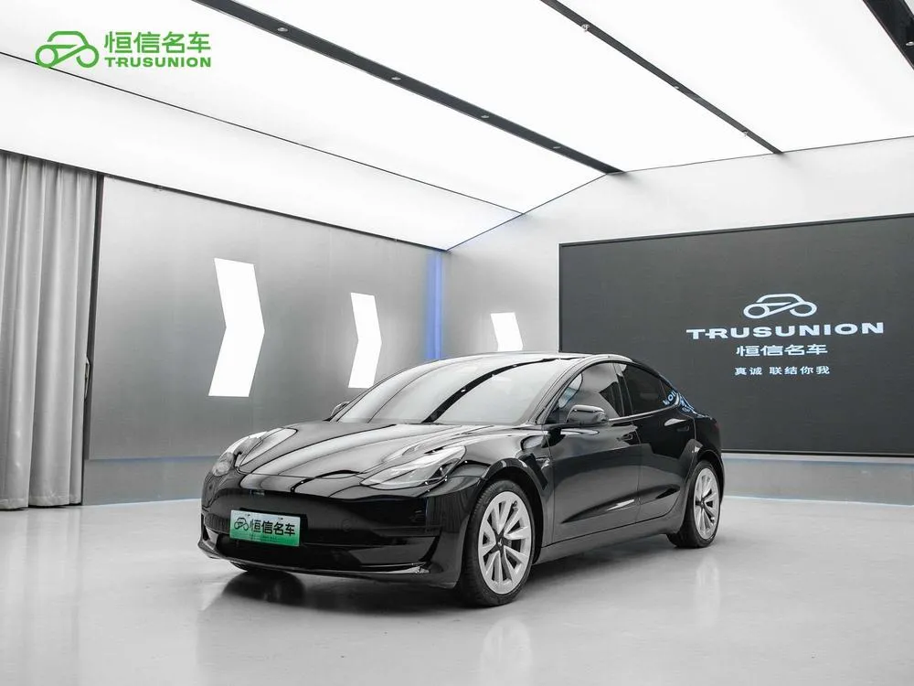 Tesla Model 3, 2021
