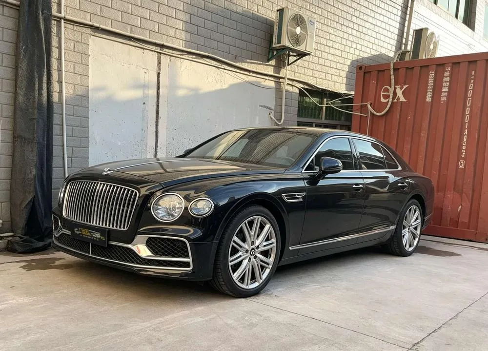 Bentley Flying Spur, 2022