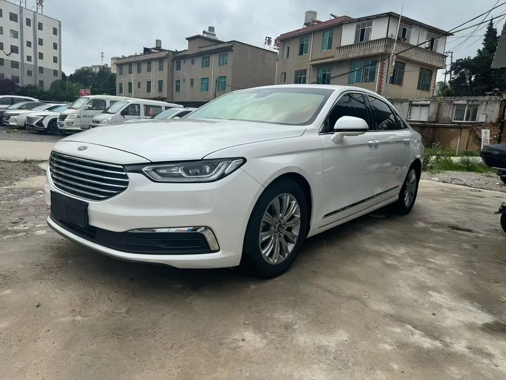 Ford Taurus, 2019