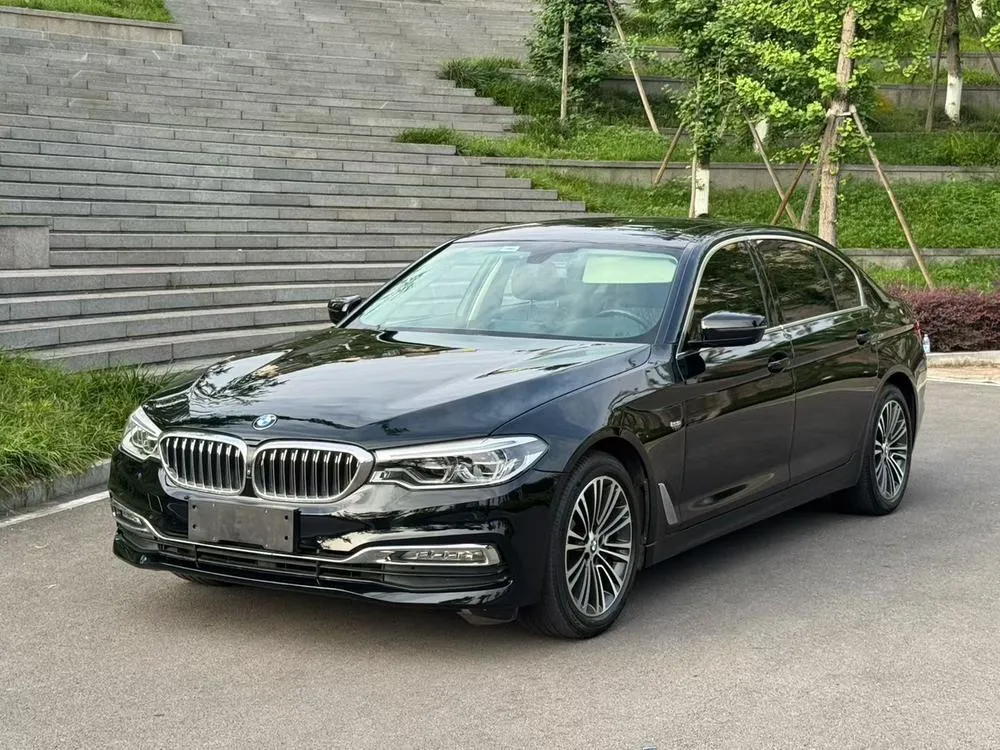 BMW 5-Series, 2018