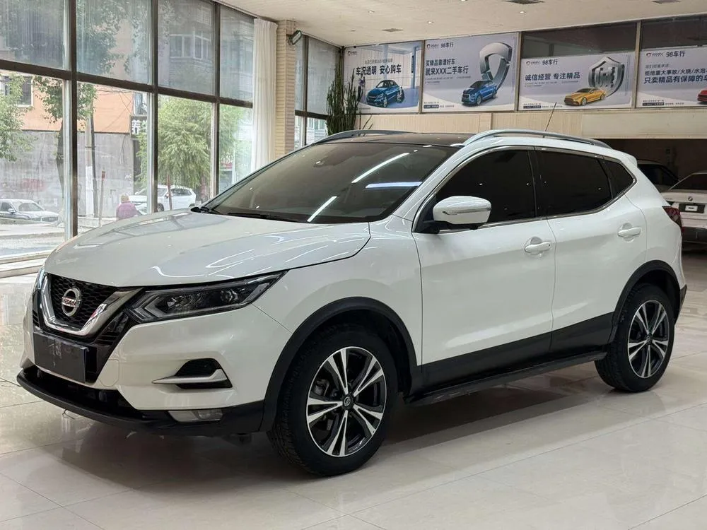 Nissan Qashqai 2.0L XV Prem. Luxury Edition, 2022 — фото 1