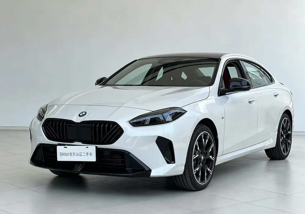 BMW 2-Series 225L M Sport, 2025 — фото 1