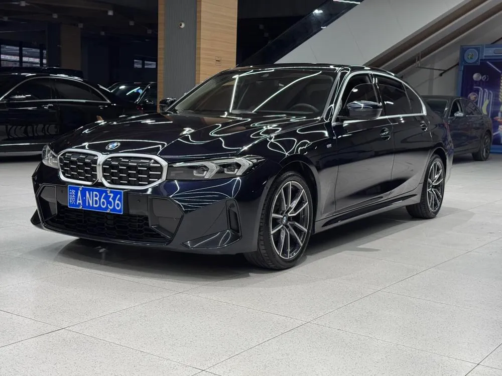 BMW 3-Series, 2023
