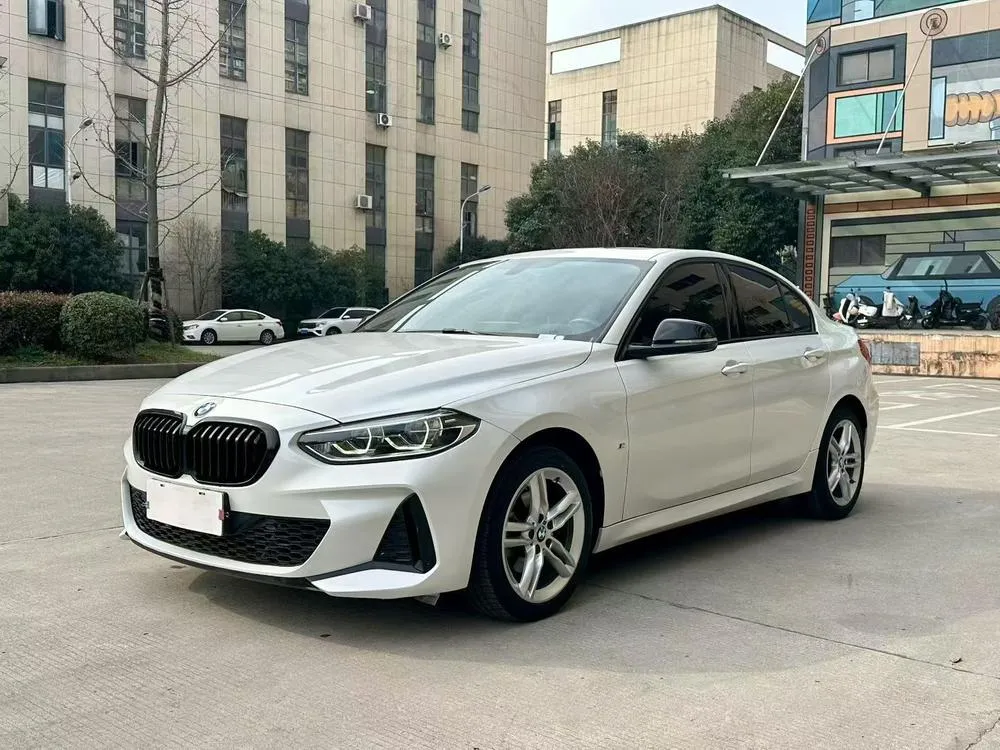 BMW 1-Series, 2021