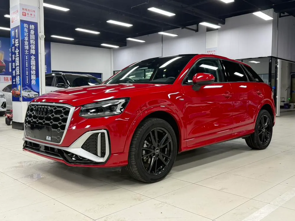 Audi Q2L, 2022