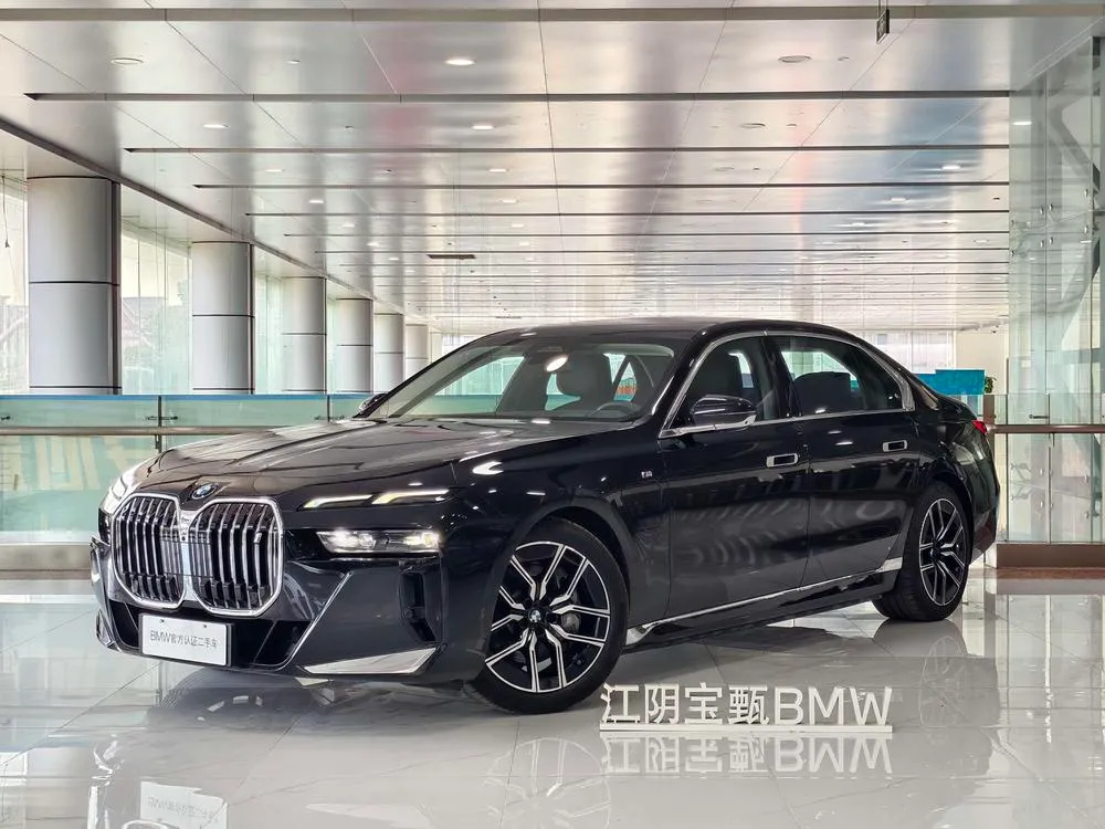 BMW i7 eDrive50L Leading Version M Sport, 2023 — фото 1