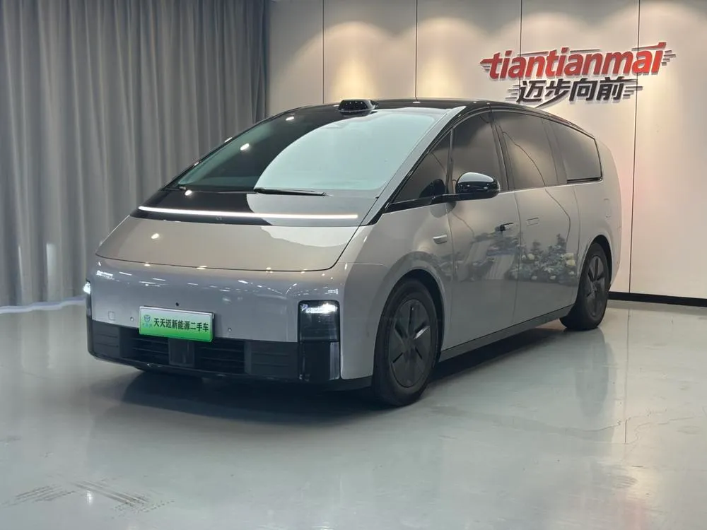 Li Auto MEGA, 2024