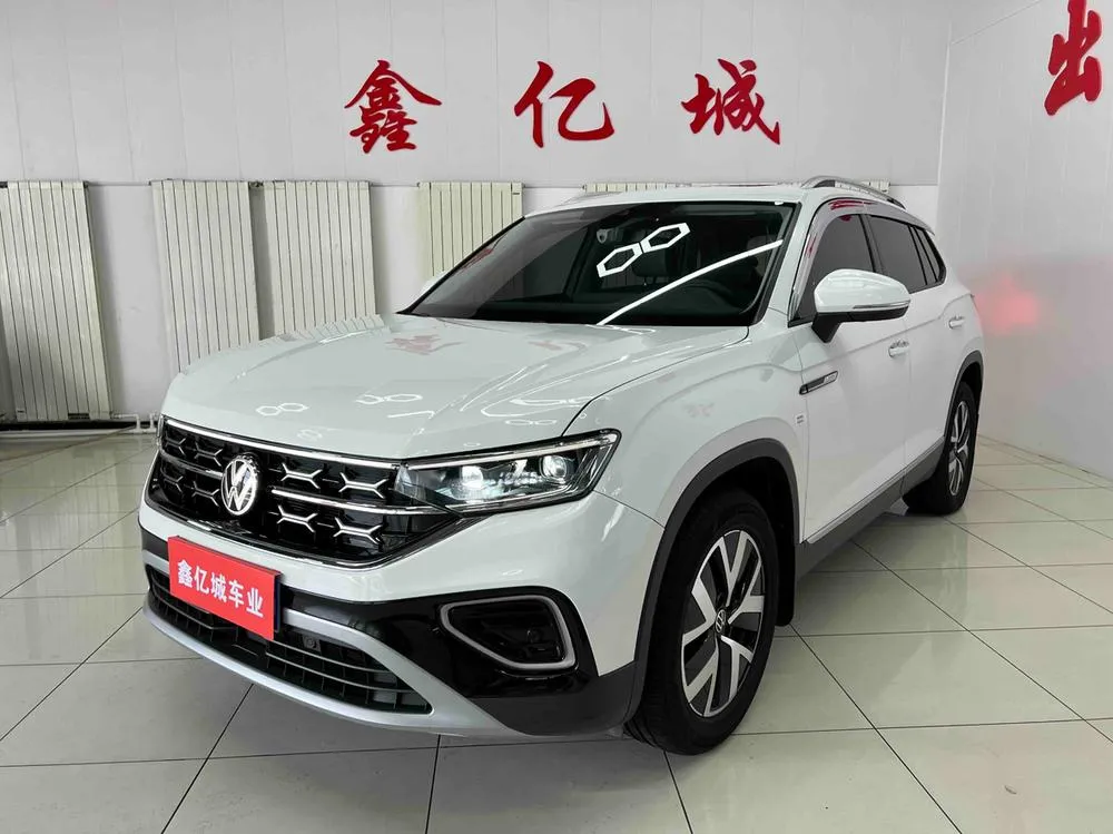 Volkswagen Tayron 280TSI 2WD Luxury Plus Edition, 2023 — фото 1