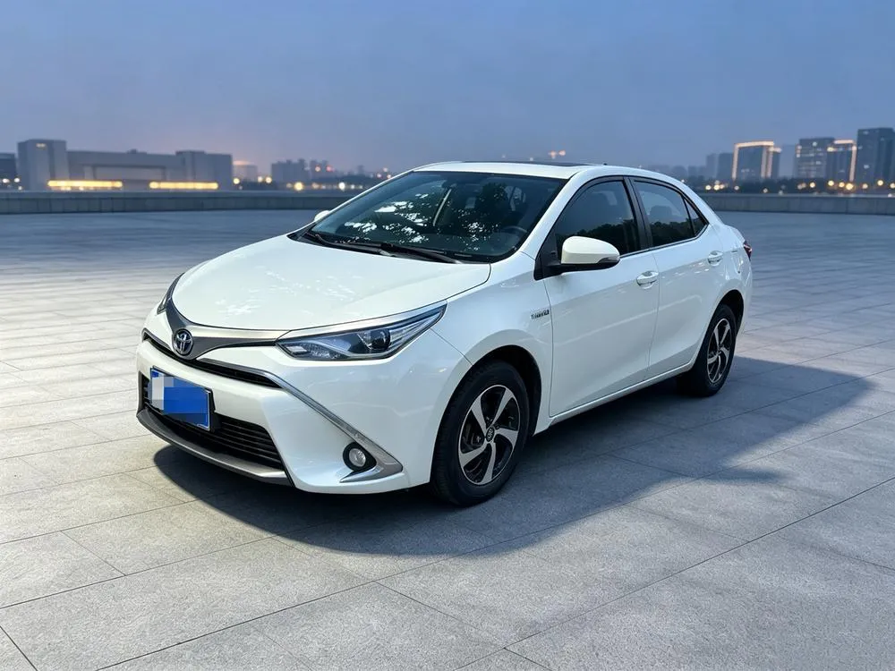 Toyota Levin Facelift Dual Engine 1.8H GS CVT Elite Sunroof Edition CN5, 2017 — фото 1